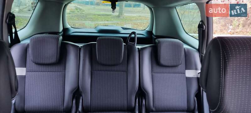 Минивэн Renault Grand Scenic 2011 в Лозовой