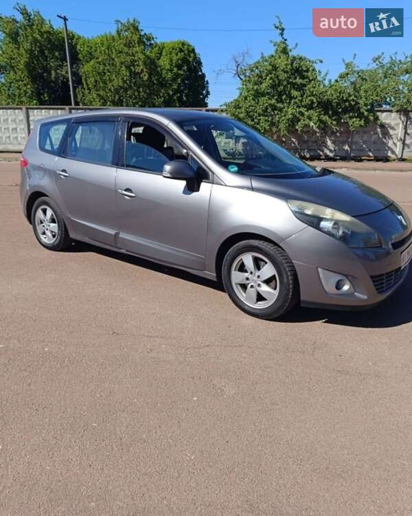 Минивэн Renault Grand Scenic 2010 в Борисполе фото Минивэн Renault Grand Scenic 2010 в Борисполе