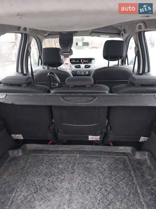 Минивэн Renault Grand Scenic 2010 в Кременчуге фото 2 Минивэн Renault Grand Scenic 2010 в Кременчуге