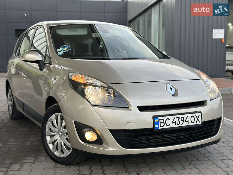 Минивэн Renault Grand Scenic 2010 в Дрогобыче