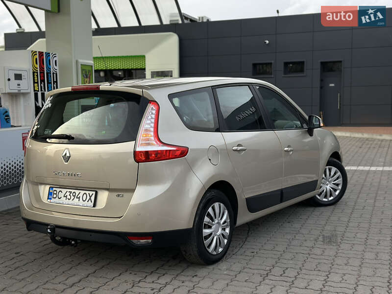 Минивэн Renault Grand Scenic 2010 в Дрогобыче