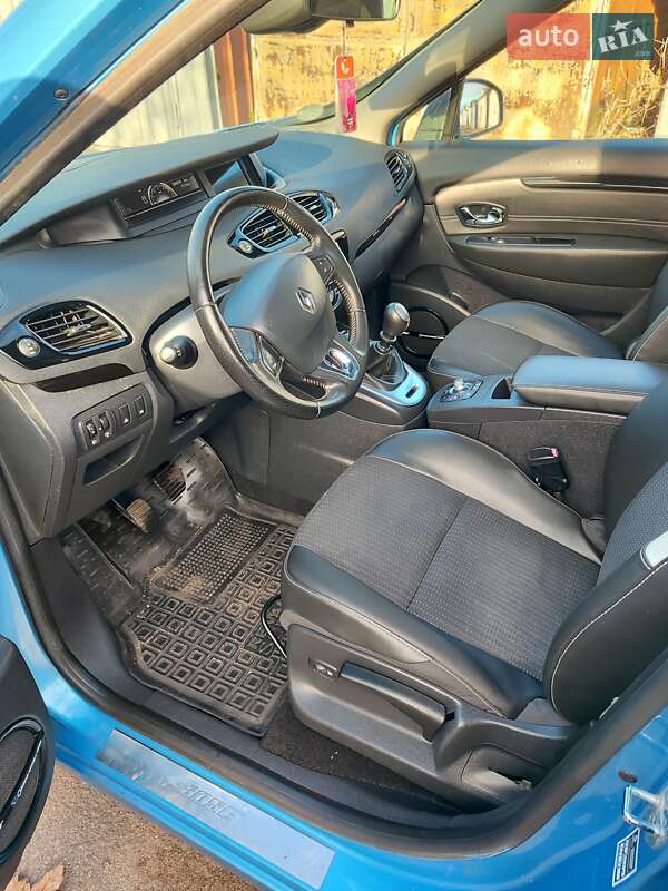 Минивэн Renault Grand Scenic 2013 в Черкассах