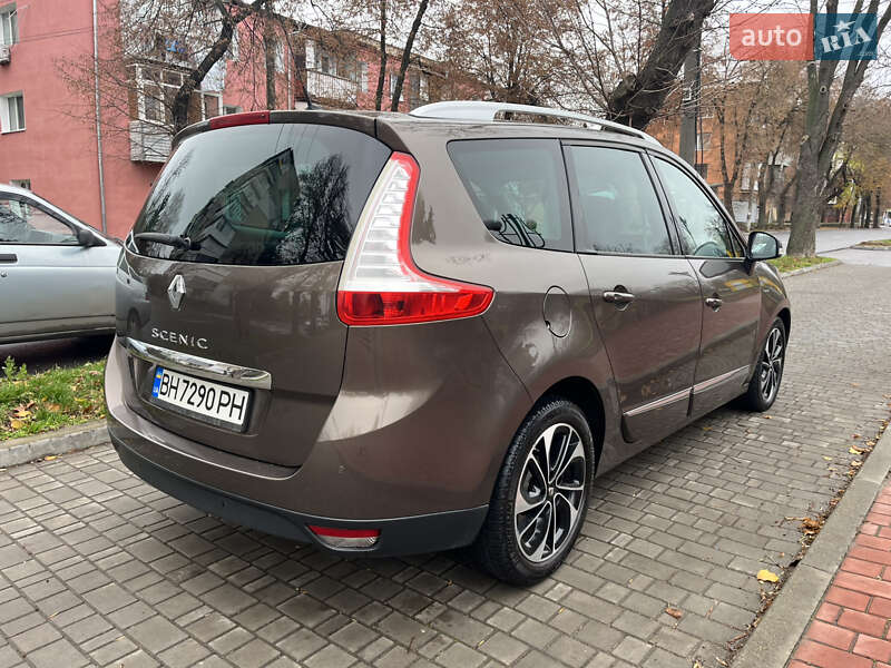 Минивэн Renault Grand Scenic 2013 в Могилев-Подольске фото 19 Минивэн Renault Grand Scenic 2013 в Могилев-Подольске