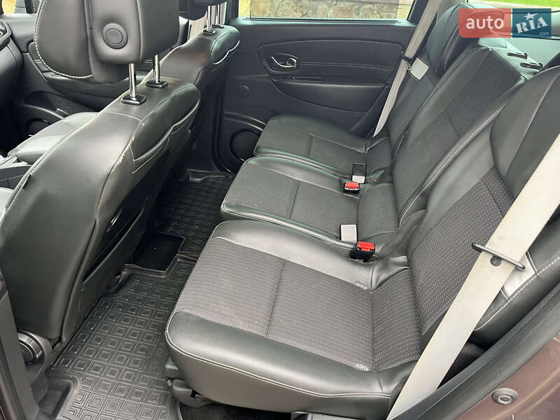 Минивэн Renault Grand Scenic 2013 в Могилев-Подольске фото 38 Минивэн Renault Grand Scenic 2013 в Могилев-Подольске