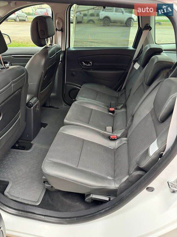 Минивэн Renault Grand Scenic 2013 в Котельве