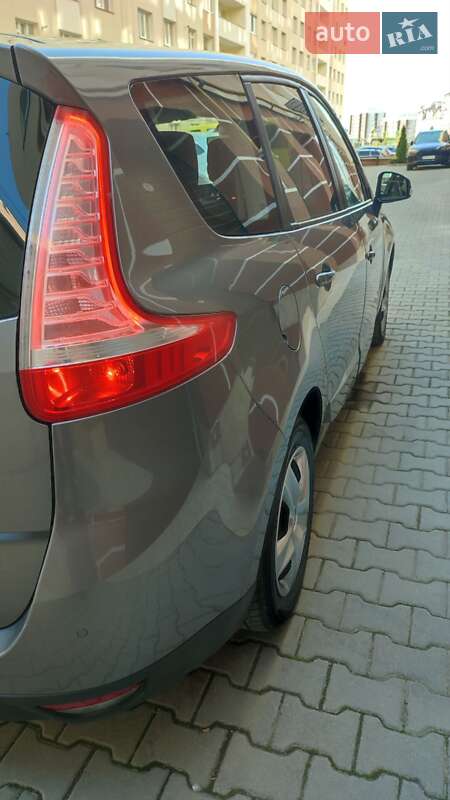 Минивэн Renault Grand Scenic 2013 в Хмельницком