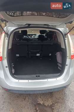 Минивэн Renault Grand Scenic 2011 в Киеве