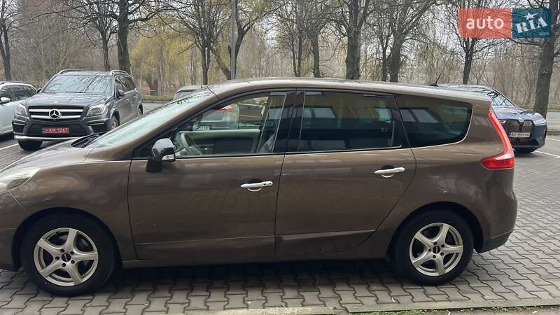 Минивэн Renault Grand Scenic 2012 в Луцке
