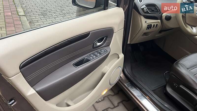 Минивэн Renault Grand Scenic 2012 в Луцке