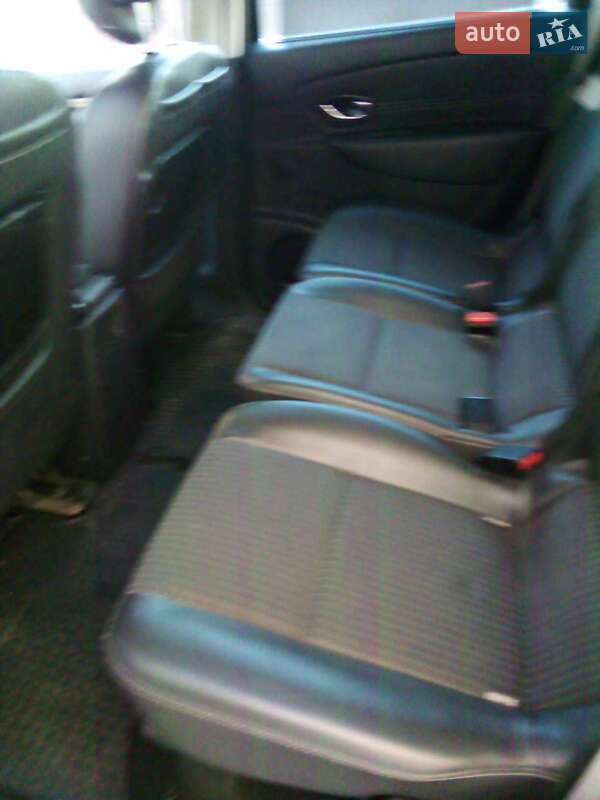 Мінівен Renault Grand Scenic 2011 в Новояворівську