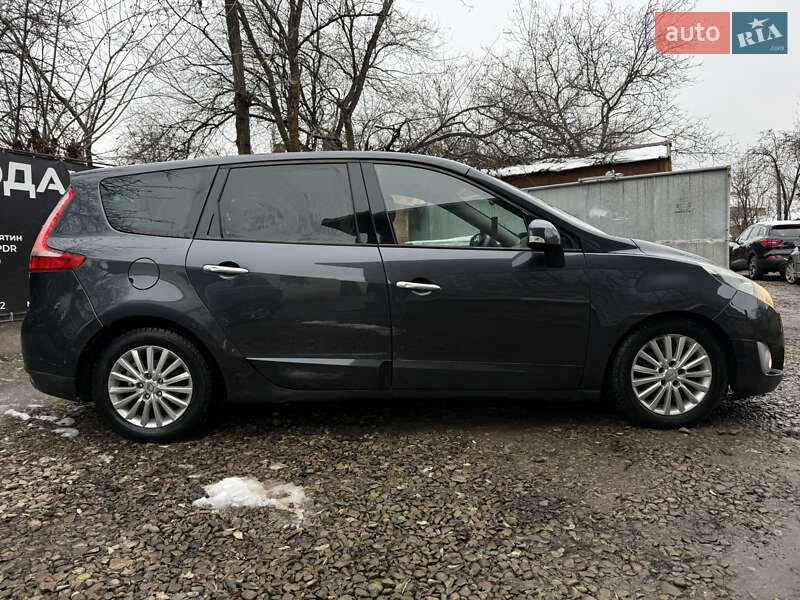 Минивэн Renault Grand Scenic 2011 в Ивано-Франковске