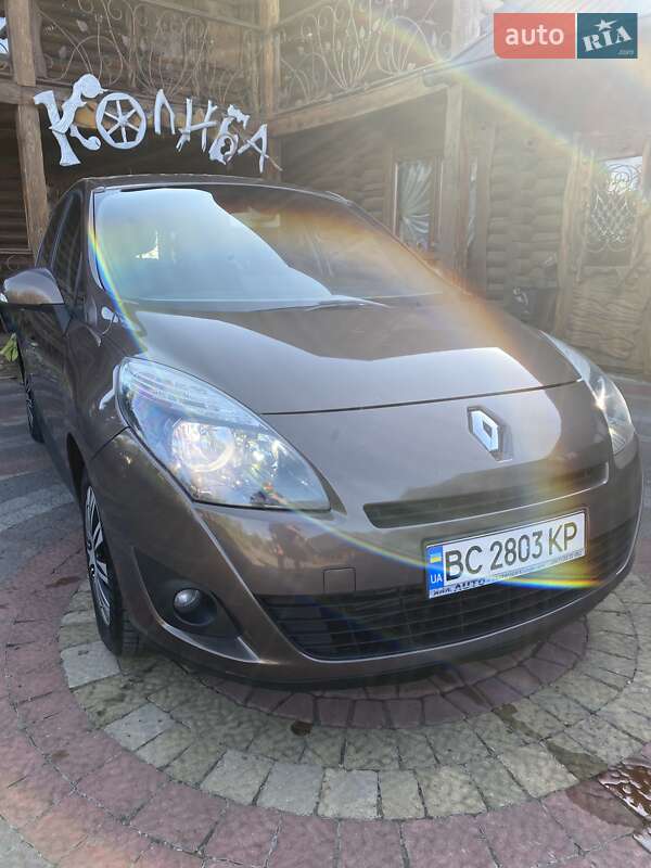 Минивэн Renault Grand Scenic 2010 в Львове