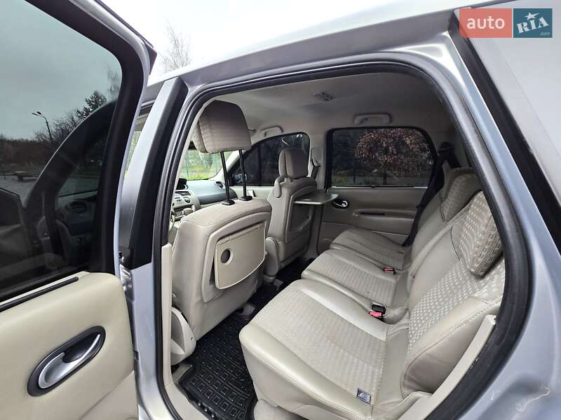 Минивэн Renault Grand Scenic 2005 в Хмельницком