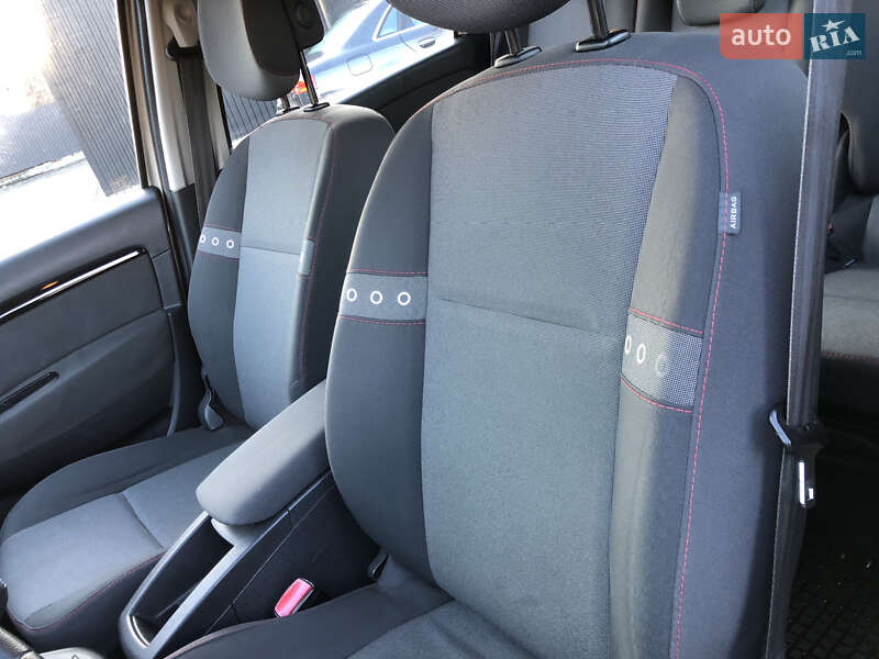 Минивэн Renault Grand Scenic 2012 в Ровно