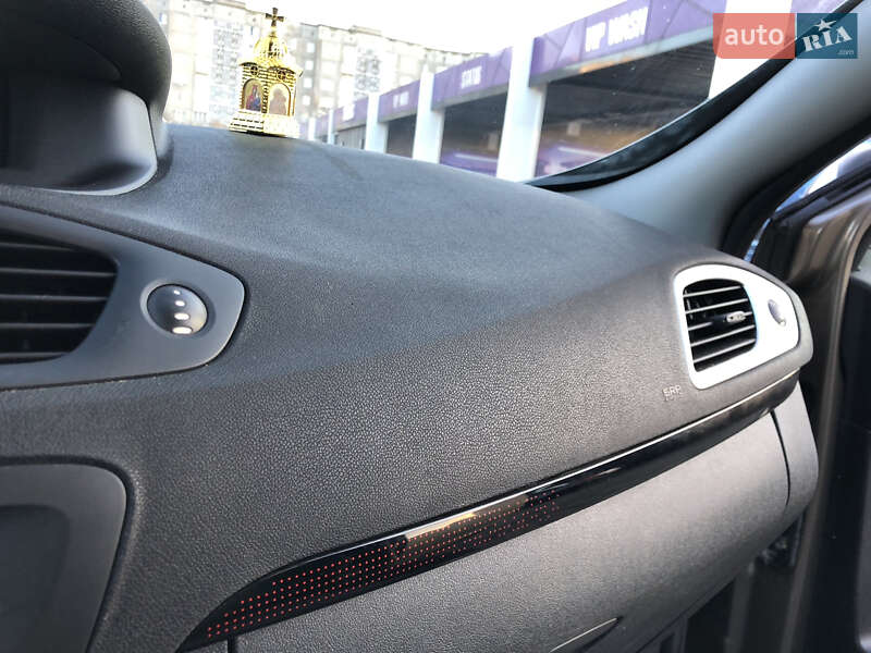 Минивэн Renault Grand Scenic 2012 в Ровно