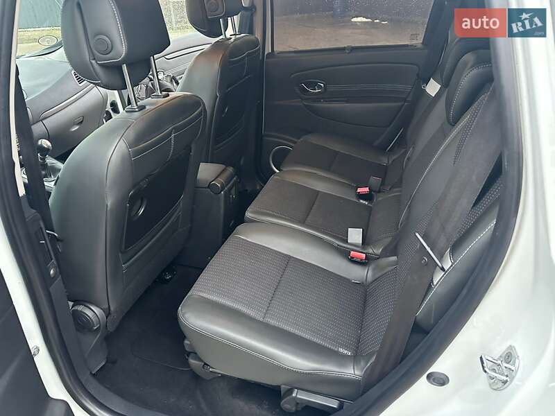 Мінівен Renault Grand Scenic 2016 в Нововолинську