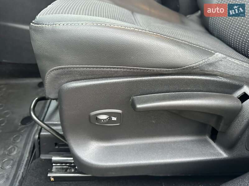 Мінівен Renault Grand Scenic 2016 в Нововолинську