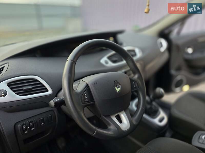 Мінівен Renault Grand Scenic 2009 в Луцьку