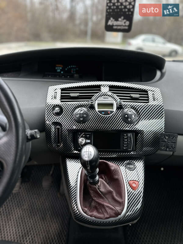 Минивэн Renault Grand Scenic 2005 в Днепре