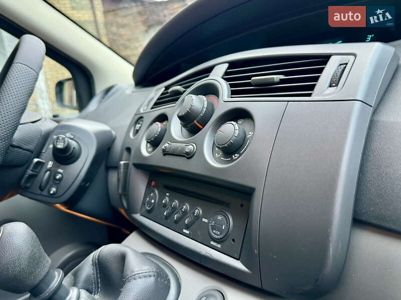 Минивэн Renault Grand Scenic 2006 в Харькове
