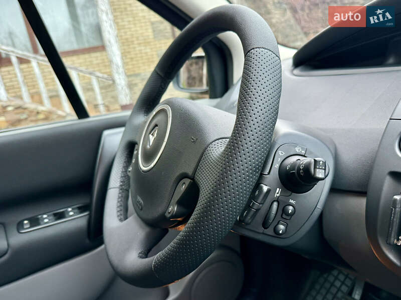 Минивэн Renault Grand Scenic 2006 в Харькове