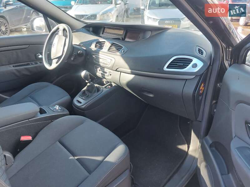 Мінівен Renault Grand Scenic 2010 в Луцьку
