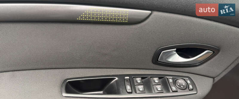 Минивэн Renault Grand Scenic 2010 в Ровно фото 24 Минивэн Renault Grand Scenic 2010 в Ровно