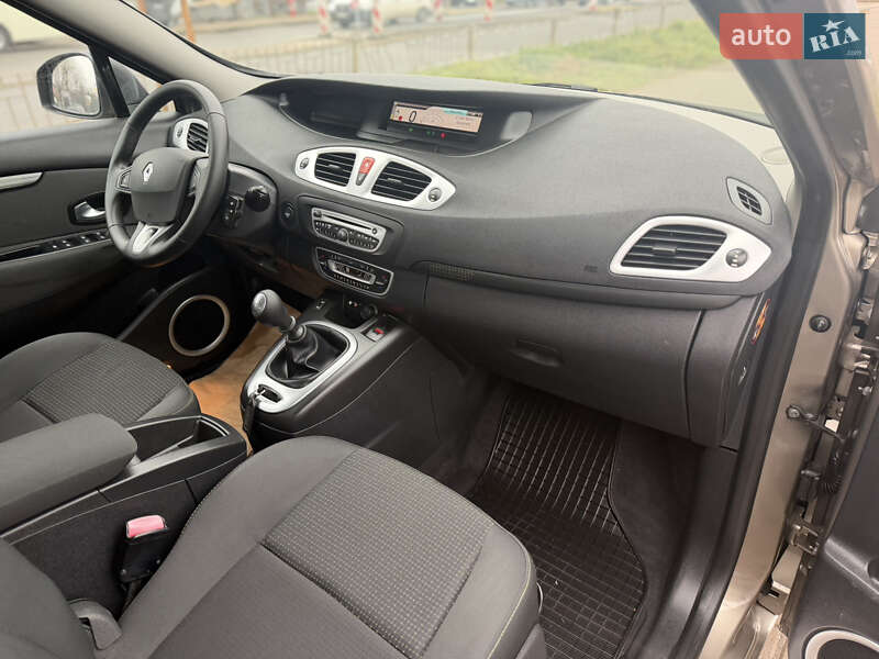 Минивэн Renault Grand Scenic 2010 в Ровно фото 51 Минивэн Renault Grand Scenic 2010 в Ровно