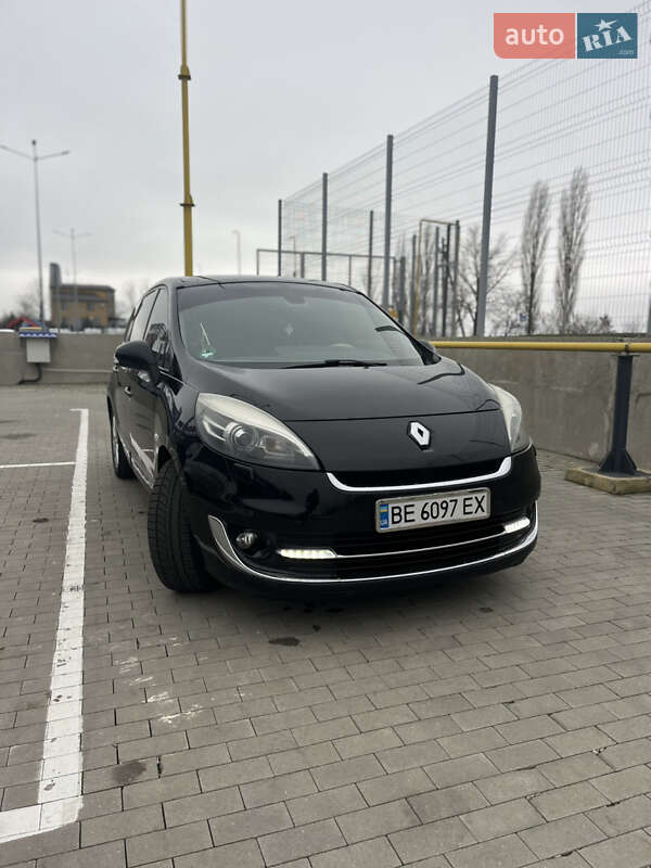 Минивэн Renault Grand Scenic 2012 в Первомайске