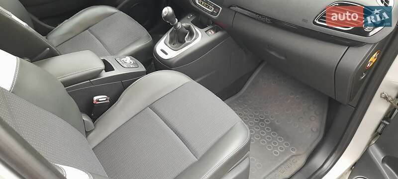 Минивэн Renault Grand Scenic 2013 в Тернополе фото 21 Минивэн Renault Grand Scenic 2013 в Тернополе