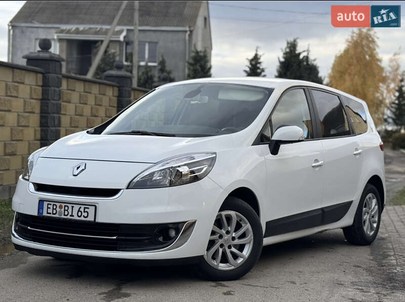 Renault Grand Scenic 2013