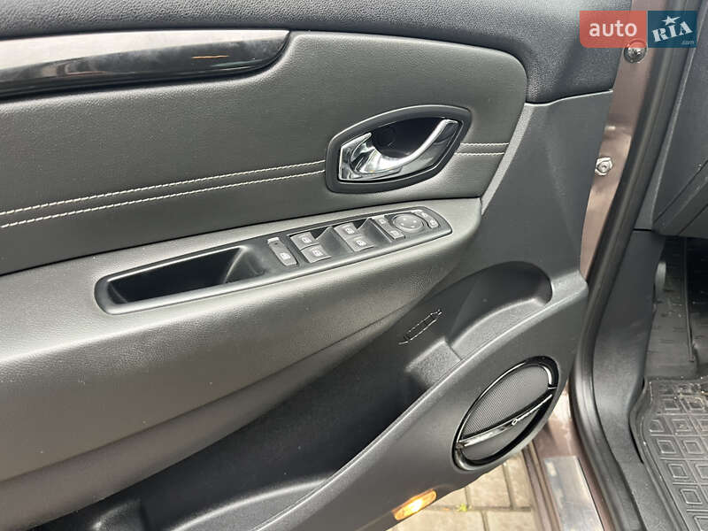 Мінівен Renault Grand Scenic 2013 в Могилів-Подільському фото 37 Мінівен Renault Grand Scenic 2013 в Могилів-Подільському