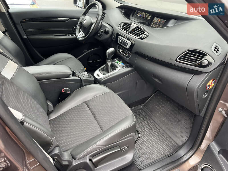 Мінівен Renault Grand Scenic 2013 в Могилів-Подільському фото 50 Мінівен Renault Grand Scenic 2013 в Могилів-Подільському