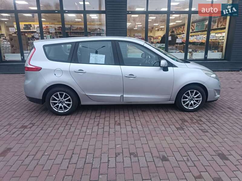 Мінівен Renault Grand Scenic 2009 в Чернігові