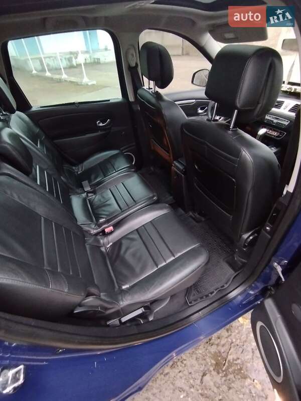 Минивэн Renault Grand Scenic 2009 в Белгороде-Днестровском