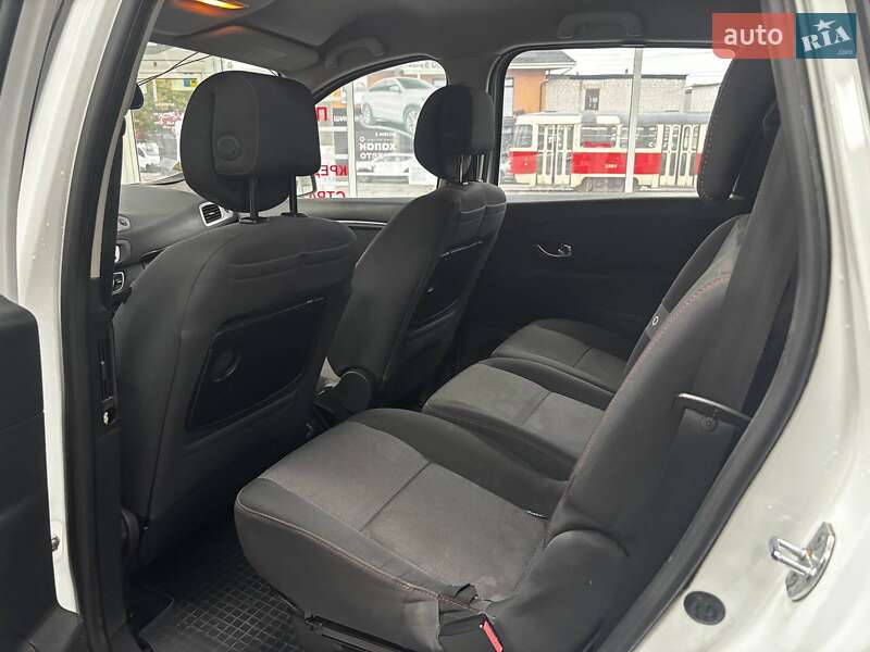 Мінівен Renault Grand Scenic 2012 в Києві фото 32 Мінівен Renault Grand Scenic 2012 в Києві
