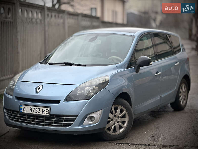 Минивэн Renault Grand Scenic 2011 в Киеве