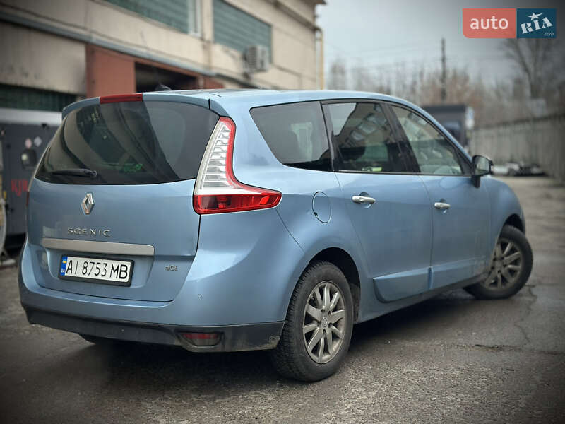 Минивэн Renault Grand Scenic 2011 в Киеве