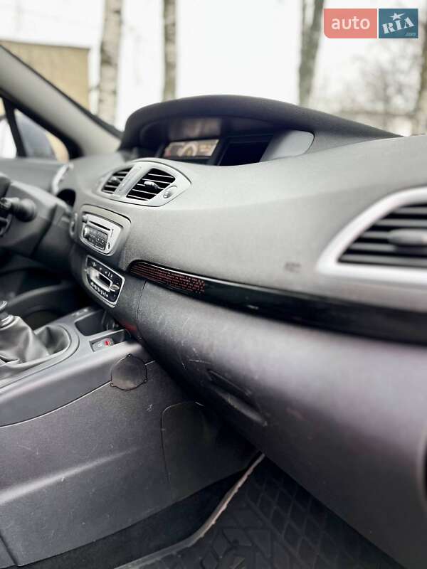 Минивэн Renault Grand Scenic 2013 в Черновцах фото 22 Минивэн Renault Grand Scenic 2013 в Черновцах