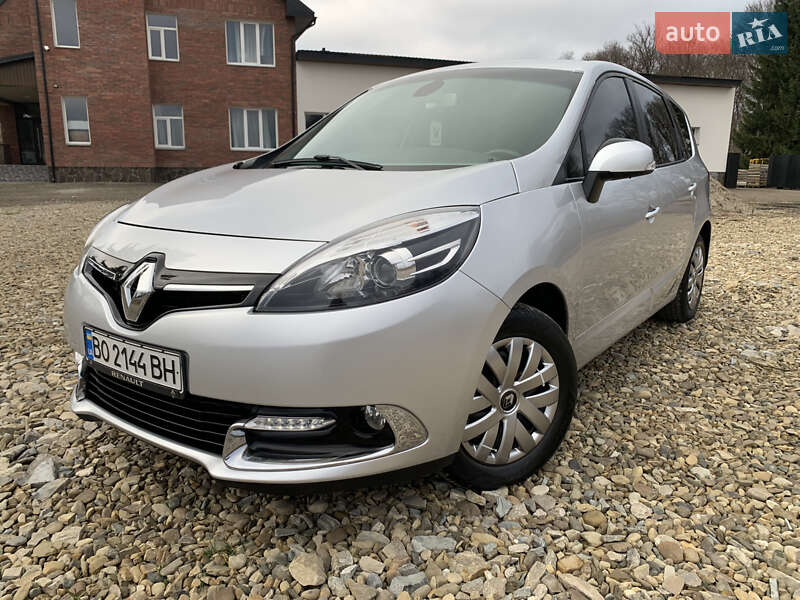 Renault Grand Scenic 2013