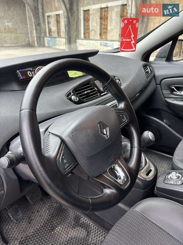 Минивэн Renault Grand Scenic 2013 в Ивано-Франковске фото 15 Минивэн Renault Grand Scenic 2013 в Ивано-Франковске