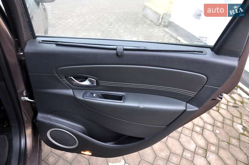 Минивэн Renault Grand Scenic 2011 в Львове фото 24 Минивэн Renault Grand Scenic 2011 в Львове