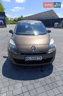 Минивэн Renault Grand Scenic 2011 в Самборе