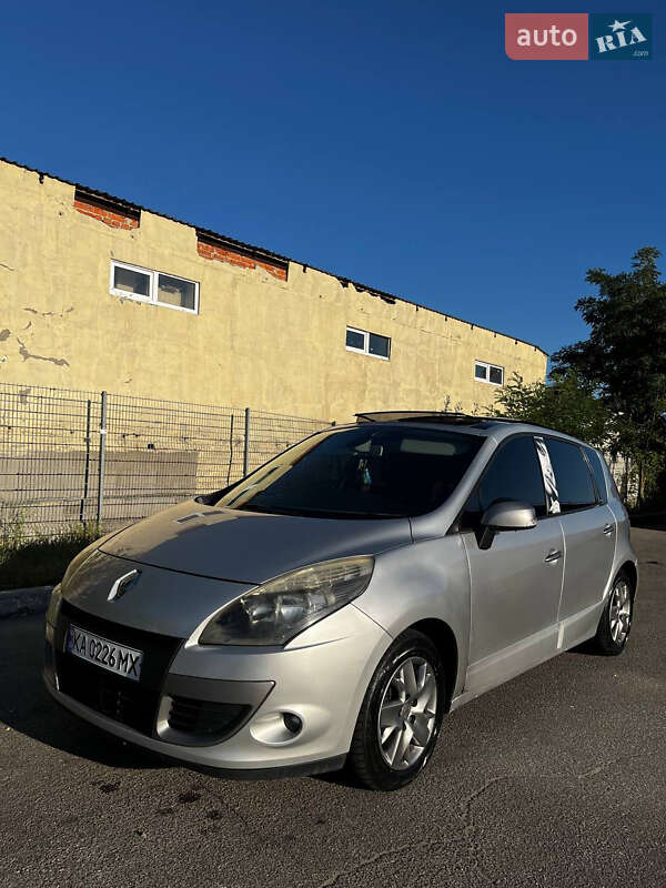 Мінівен Renault Grand Scenic 2011 в Тетієві