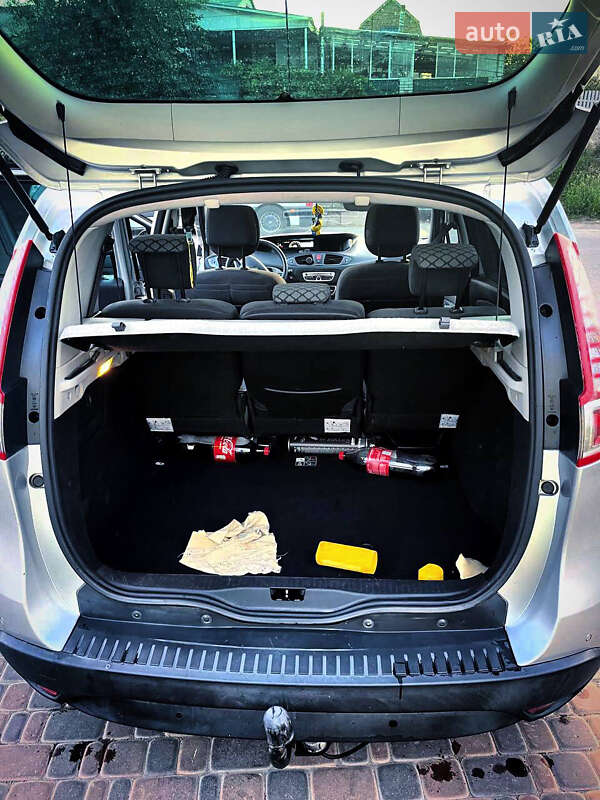 Мінівен Renault Grand Scenic 2011 в Тетієві
