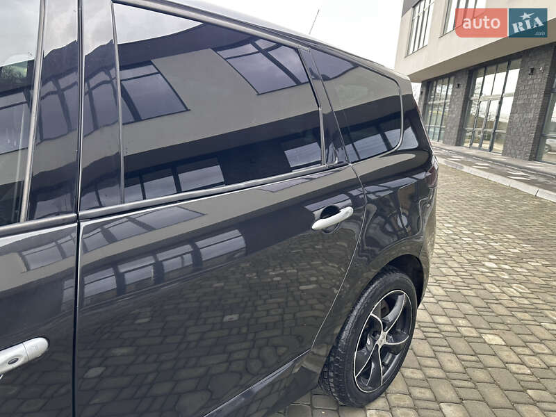 Мінівен Renault Grand Scenic 2009 в Хотині