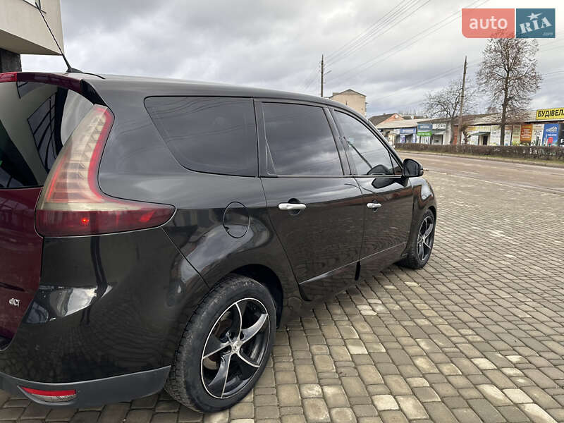 Мінівен Renault Grand Scenic 2009 в Хотині