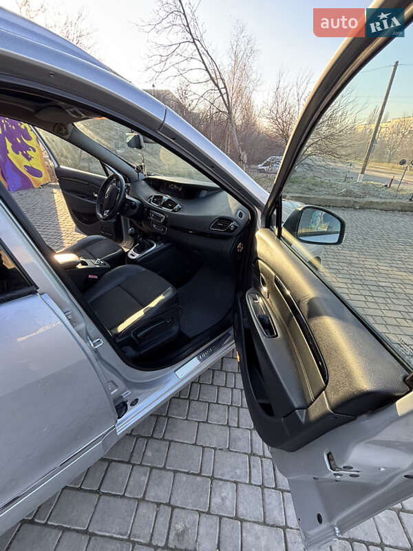 Минивэн Renault Grand Scenic 2012 в Каменец-Подольском фото 6 Минивэн Renault Grand Scenic 2012 в Каменец-Подольском