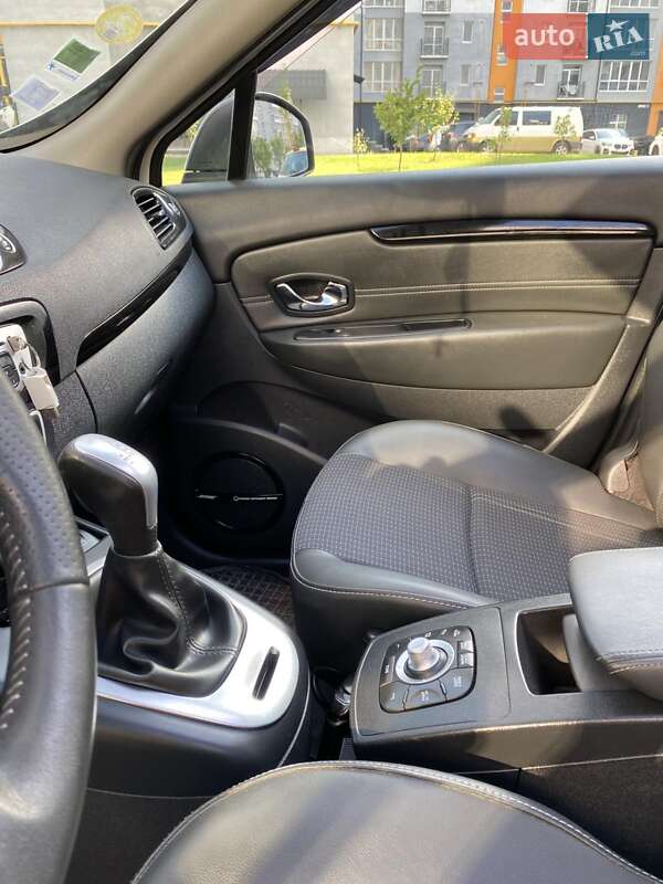 Мінівен Renault Grand Scenic 2012 в Івано-Франківську фото 8 Мінівен Renault Grand Scenic 2012 в Івано-Франківську