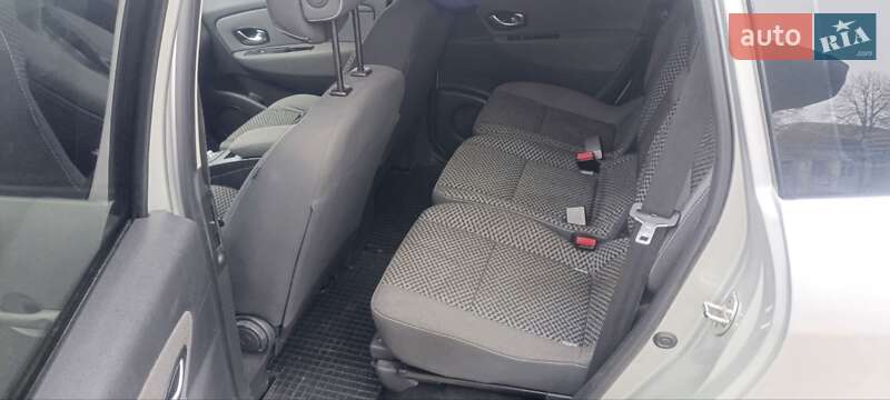 Минивэн Renault Grand Scenic 2011 в Киеве